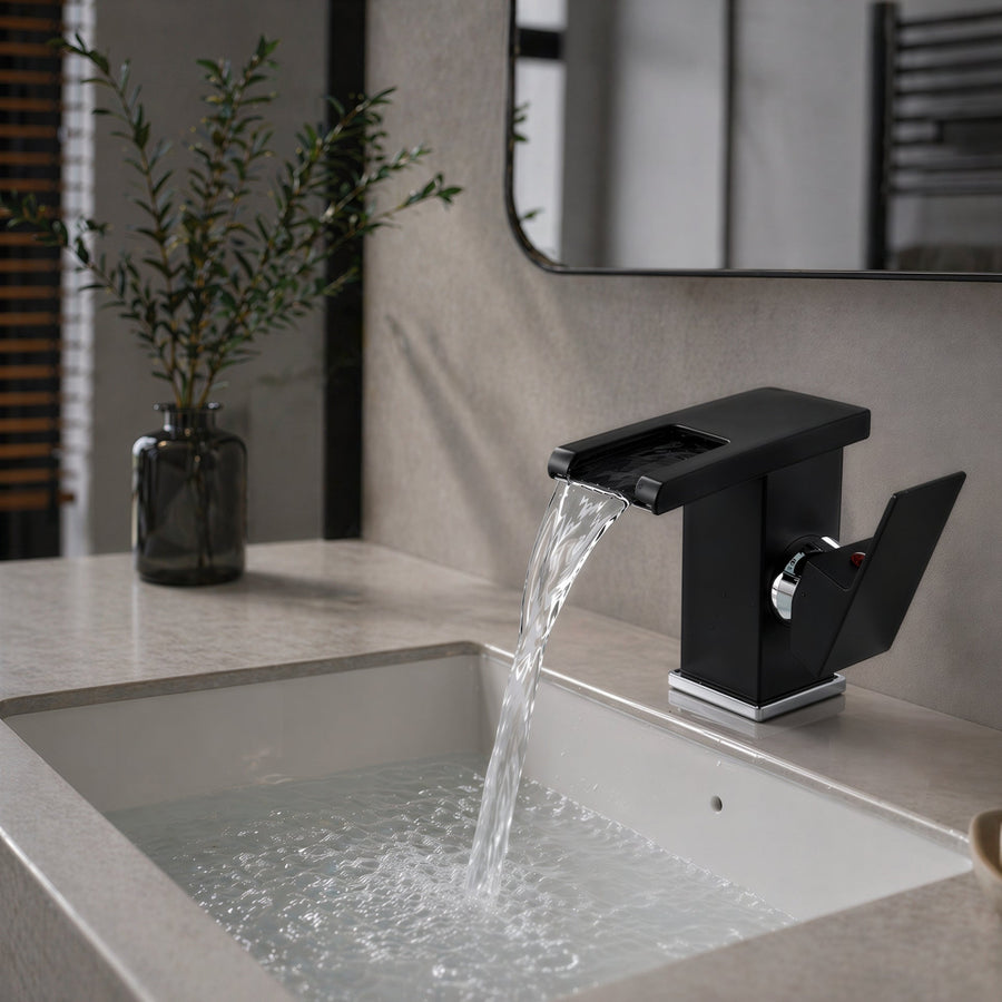 Robinet salle de bain lavabo - vue d'ensemble