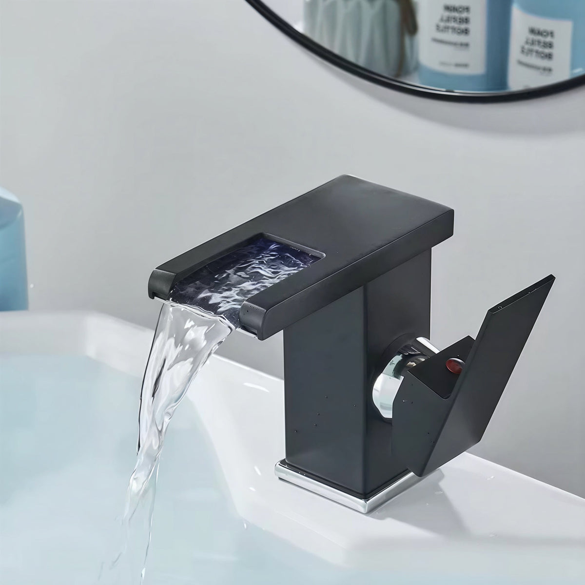 Mitigeur Cascade avec Éclairage LED Thermochrome – finition noire – vue 2