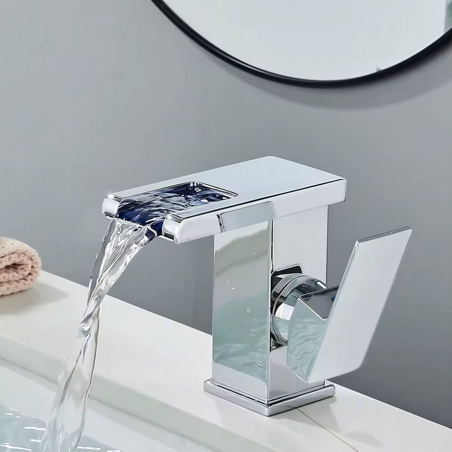 Robinet salle de bain - vue latérale